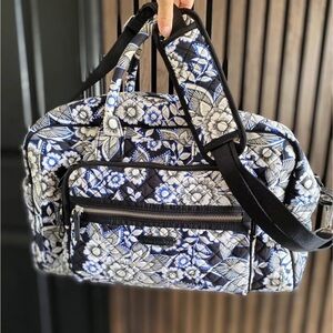Vera Bradley Patterned Black and Blue Traveling Bag
